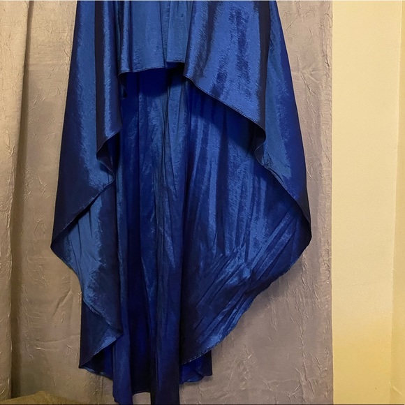 Royal blue dress - Picture 3 of 3